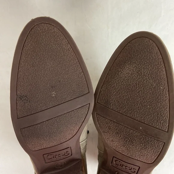 Circus Sam Edelman Preston Suede Chelsea Ankle Bootie - Picture 13 of 16